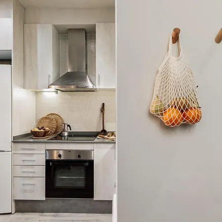Spacest - Carrer Del Comte Borrell D Apartament Barcelona